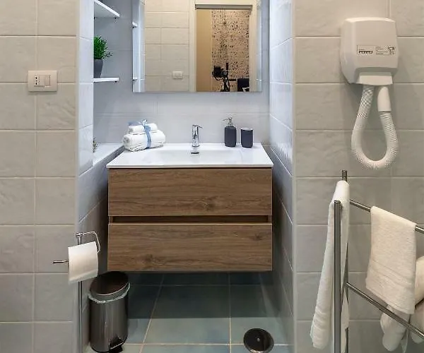 Mythos Holidays * サレルノ